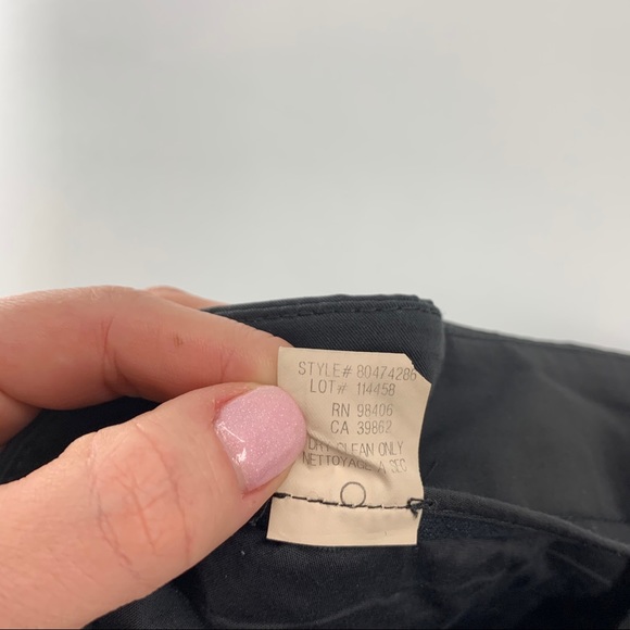 Theory black slacks back slit - Picture 9 of 16